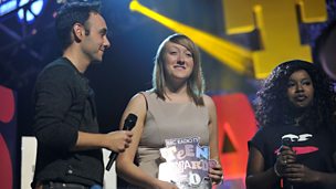 Image for Jenna receives her Teen Hero Award