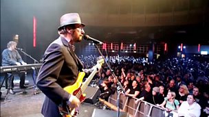 Image for Chas & Dave take to the stage to perform 'Rabbit' live