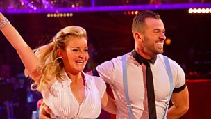 Image for Helen Skelton and Artem Chigvintsev dance the Jive to 'All I Want For Christmas (Is You)'