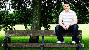 Delwedd ar gyfer Beti a'i Phobol: Nigel Owens (02/02/2006)