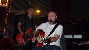 Image for Andy O'Hare reviews Marina Del Ray & Cover Junkies at The Firefly open mic night, Worcester.