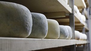 Image for Cheese by royal command (Sep 2001)