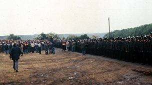 Image for The Miners' Strike: Documents reveal Margaret Thatcher considered using troops