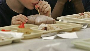Image for Eight-year-old boy pays off other children's school lunch debts