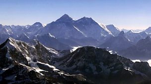 Image for Everest 'expecting busiest season ever'