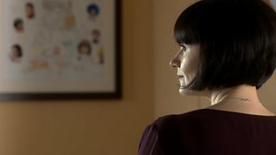 Image for Emma's concerns grow for Chris