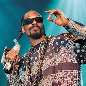 Doggy Dogg World (feat. Tha Dogg Pound & The Dramatics)