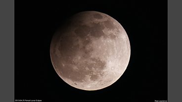 A slither of a lunar eclipse