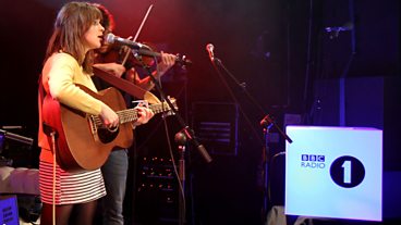 Gabrielle Aplin Live Lounge, Radio 1 Academy