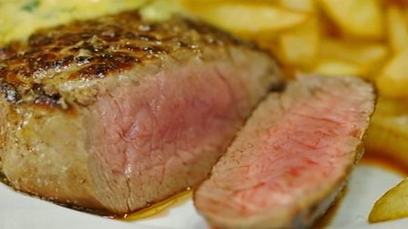 Yorkshire wagyu fillet steak with fries and béarnaise sauce