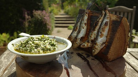 Barbecued sardines