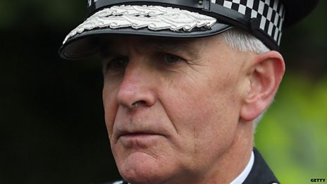 Image for Police target social media to fight radicalisation