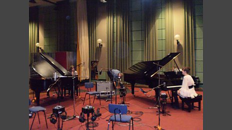 Photo gallery for James Blackshaw and Nancy Elizabeth session
