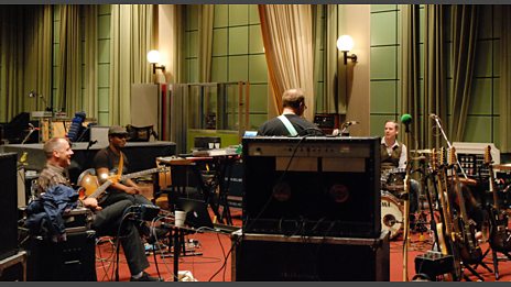 Photo Gallery for Tortoise & Colin Newman Collaboration Session