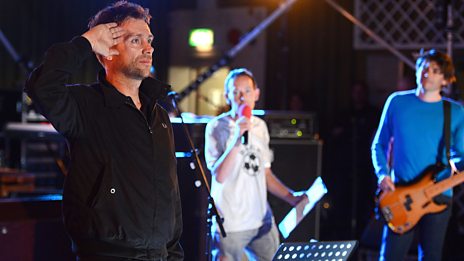 Blur perform live for Radio 2
