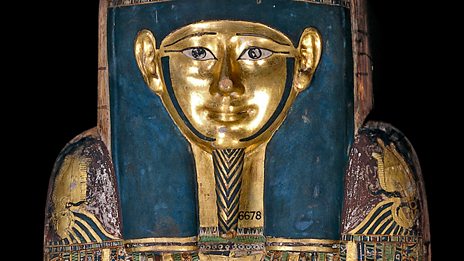 Images of the Mummy of Hornedjitef