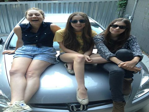 Haim chilling in the Californian sun