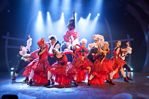 Final rehearsal for the group dance