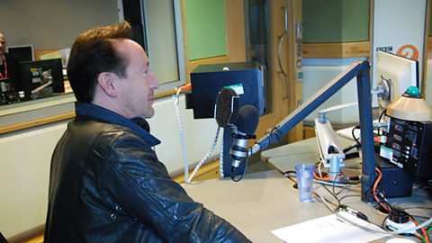 Julian Lennon dropped in to chat (you didn't imagine it)