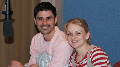 Daniel Rabin (Jim) and Alex Tregear (Alice)