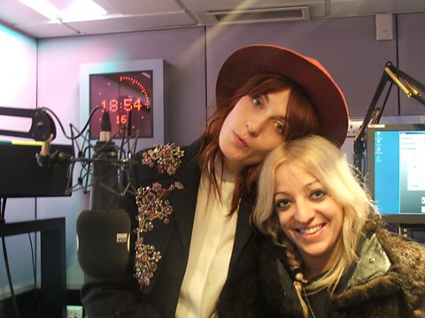 Flo & Isa kick off the weekend!!