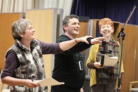 Archer's director Julie Beckett blocks a scene with Jazzer and Lynda 