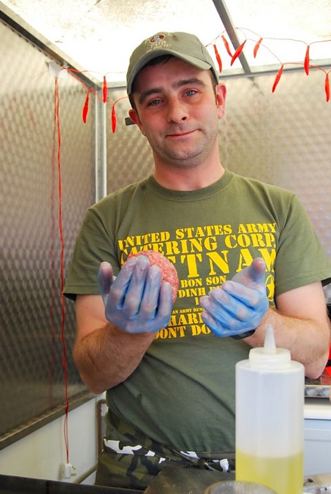 Yianni, the bloggers' favourite burger maker (Photo by Ibrahim Salha)