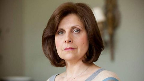 Bea MacKenna (Rebecca Front)
