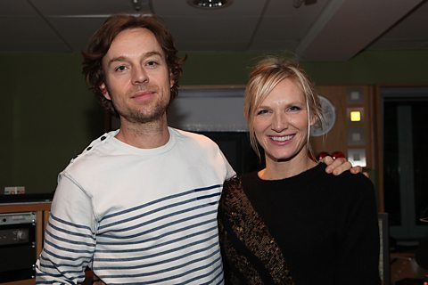DARREN HAYES ALSO JOINS JO TO PLAY IN STUDIO