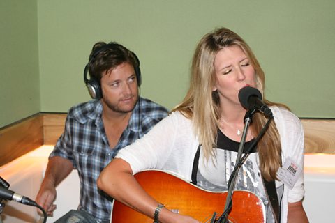 Honey Ryder live in session