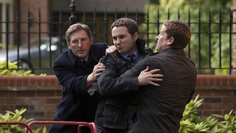 Hastings restrains Steve Arnott