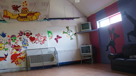 BEFORE: COMMON ROOM