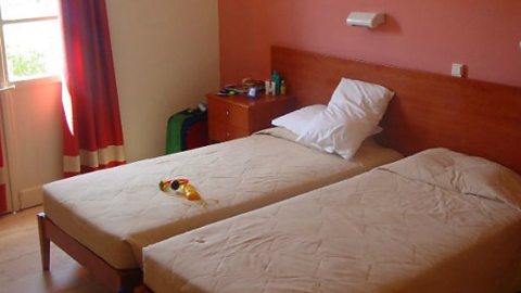 Topic Today - Odd things left/found in hotels.