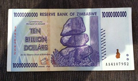 A Zimbabwean ten billion dollar note
