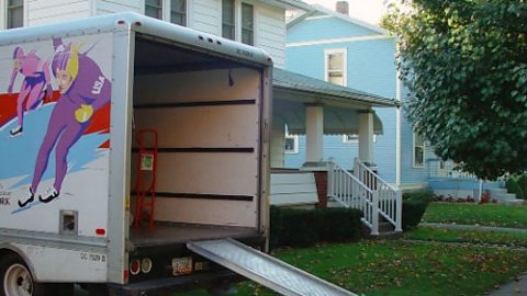 Topic Today - Moving house.