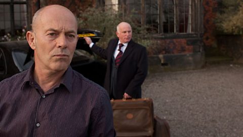 Detective Inspector Hale (KEITH ALLEN) and Jimmy West (GARY LEWIS) 