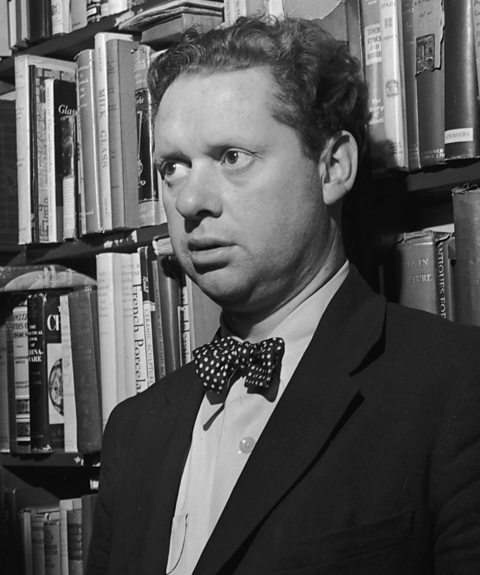 Dylan Thomas in a New York book shop in 1952