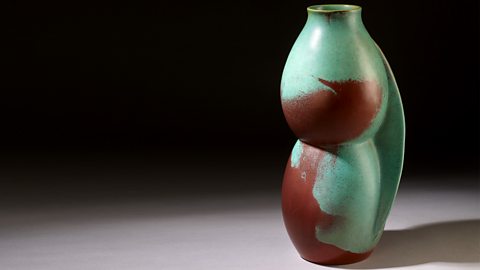 The vase attacked by Joseph Goebbels