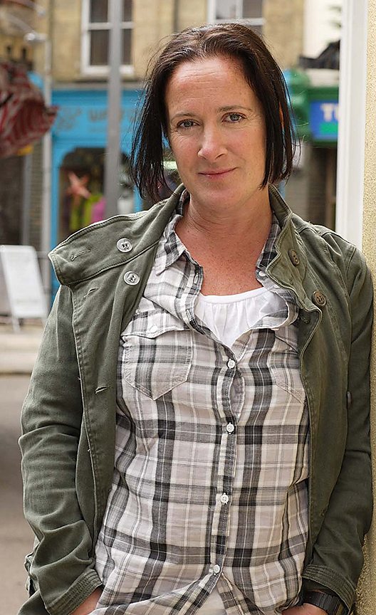 Julie Perkins 
