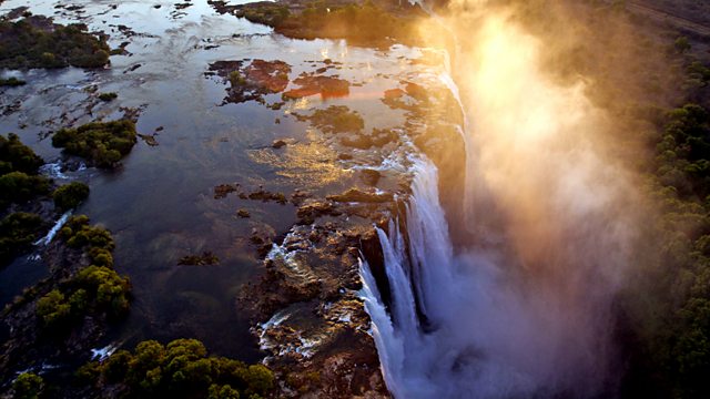 Victoria Falls - The Smoke That Thunders