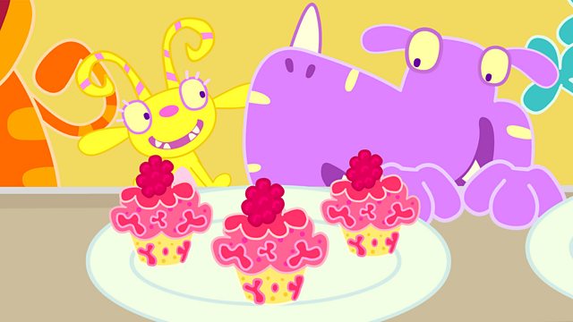 Blushberry Blob Cakes