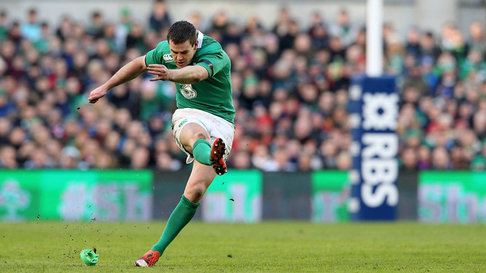 BBC iWonder What's the secret behind the perfect rugby kick?