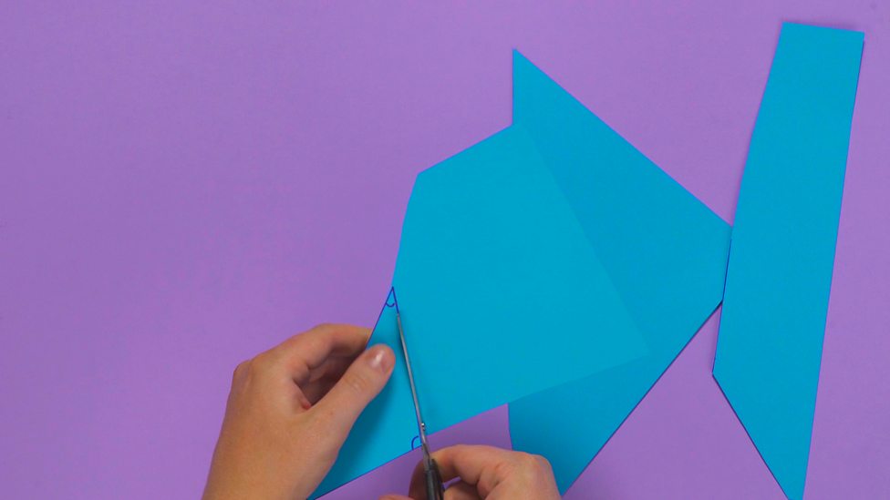 BBC Bitesize How to show the angles in a triangle add up to 180 degrees