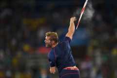 After the JT and with 1 event to go @AshtonJEaton 8104 @mayer_decathlon 8060 @DamianWarner 7888 Kazmirek 7844