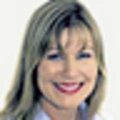 IOC to investigate reports that Lebanese athletes blocked Israeli athletes getting on bus to opening ceremony last night .