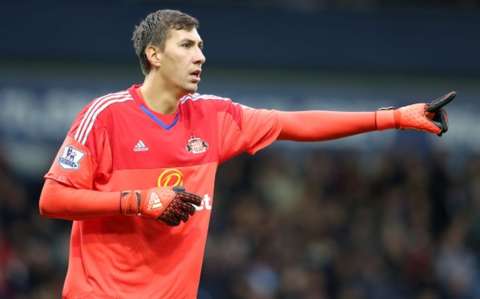Goalkeeper Costel Pantilimon has completed a move to @WatfordFC for an undisclosed fee. 