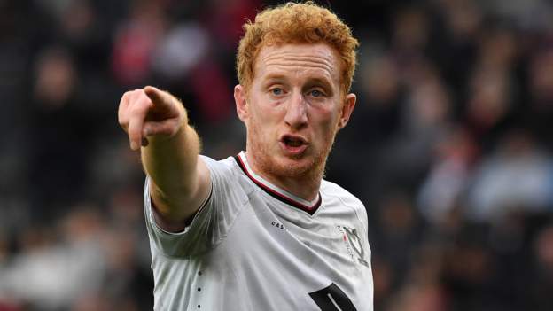 Dean Lewington Prehistoric MK Dons Defender Set For 900th Career