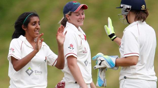 Lancashire Want Women S Cricket Super League Team For Bbc Sport