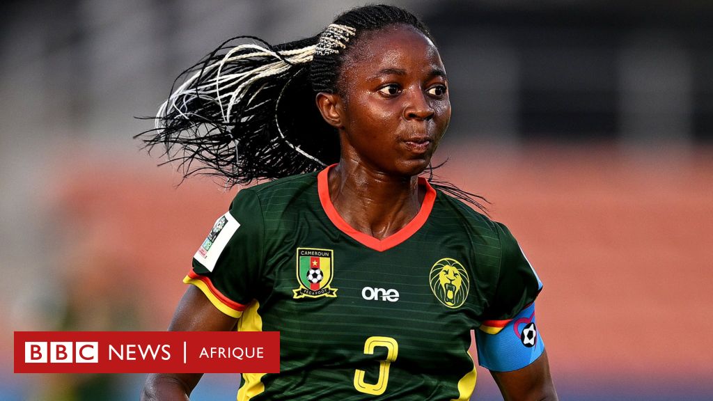 Une joueuse de football camerounaise inspire les jeunes réfugiées dans