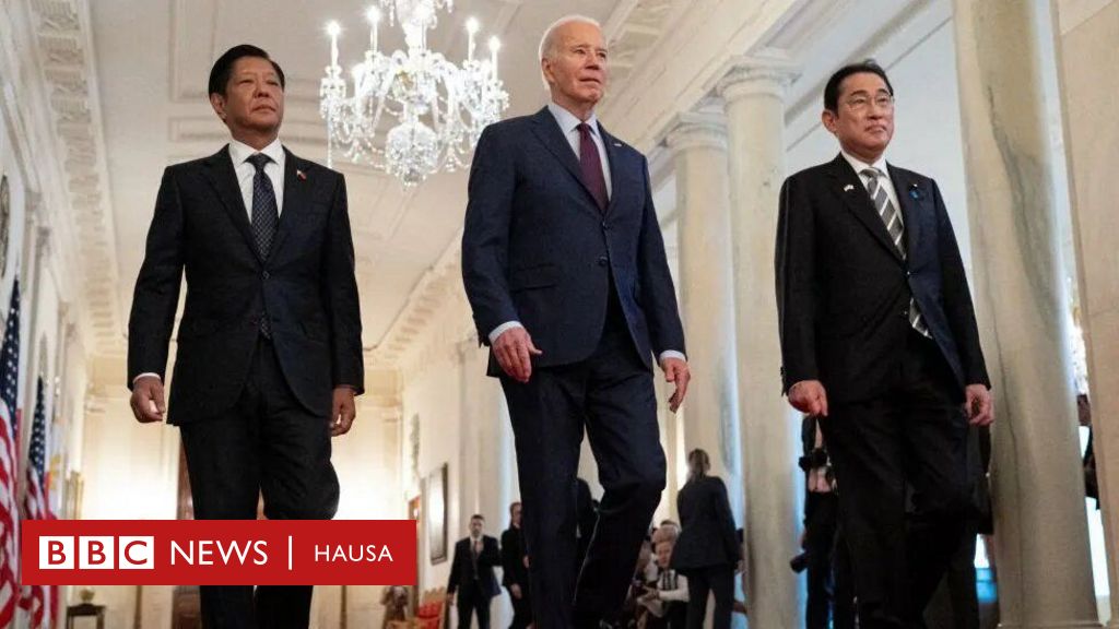 Amurka Za Ta Bai Wa Philippines Kariya A Tekun Kudancin China BBC